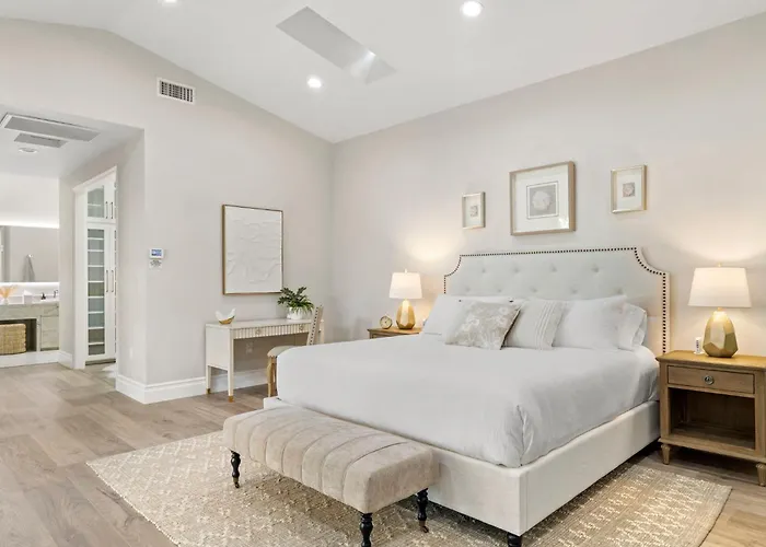 Elegant Renovated W Backyard Misters & Pool * Phoenix